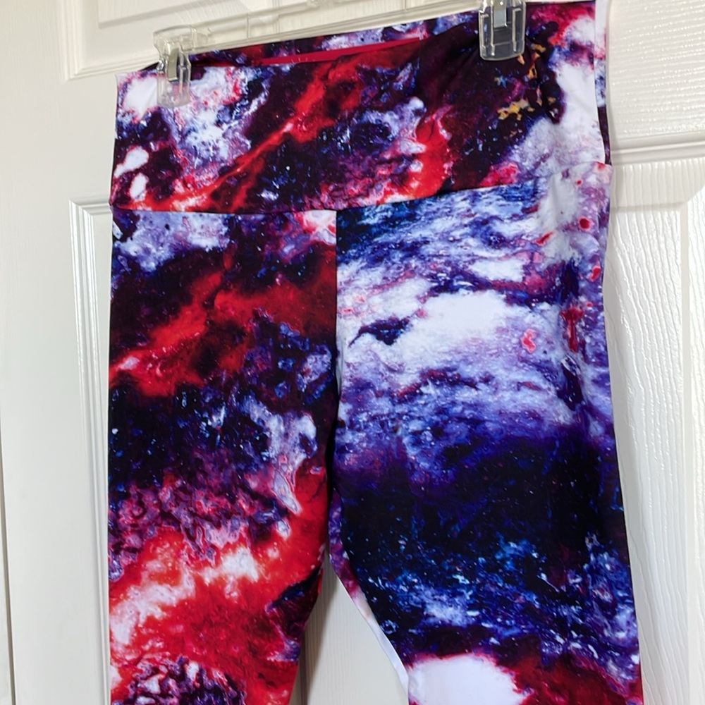 New! Agstract Apparel Yoga Leggings in vibrant colors, blue/white/red Size XL - Picture 3 of 7
